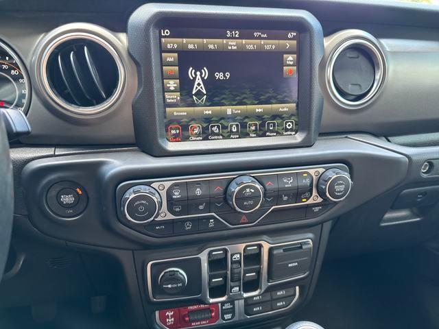 used 2023 Jeep Gladiator car, priced at $39,634