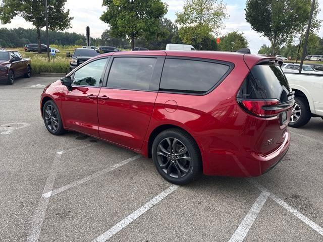new 2026 Chrysler Pacifica car, priced at $47,825