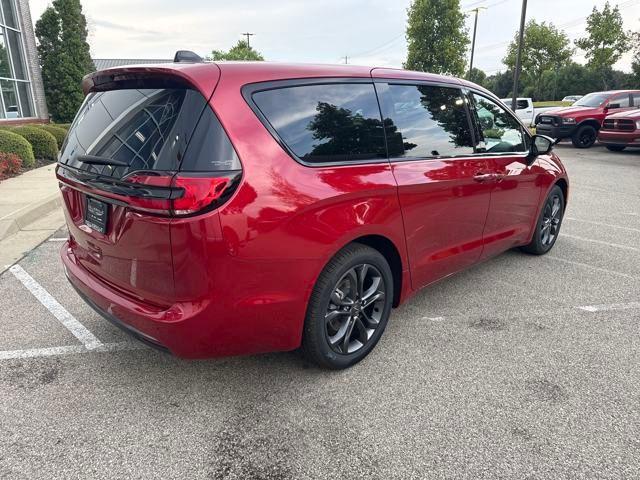 new 2026 Chrysler Pacifica car, priced at $47,825