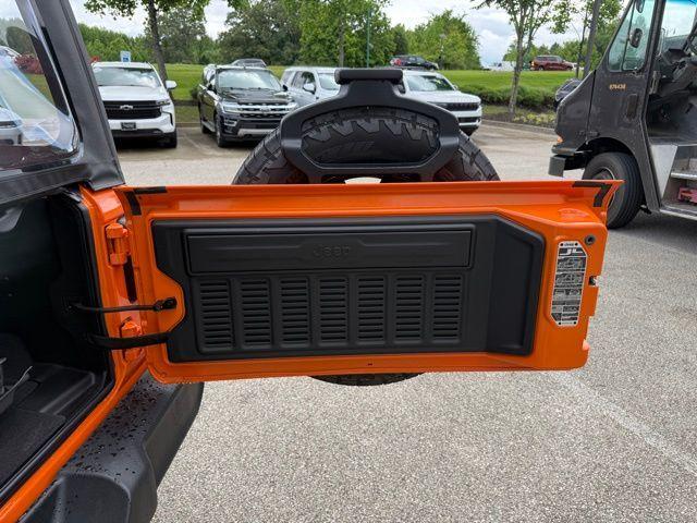 new 2025 Jeep Wrangler car, priced at $34,463