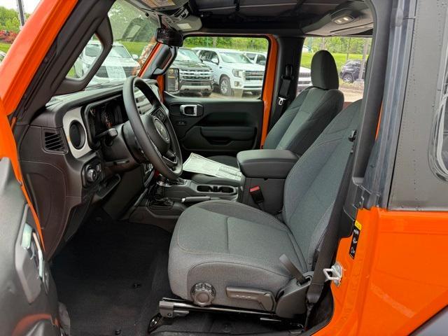 new 2025 Jeep Wrangler car, priced at $35,463