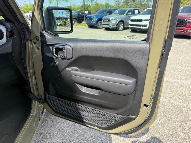 new 2025 Jeep Wrangler car, priced at $41,220