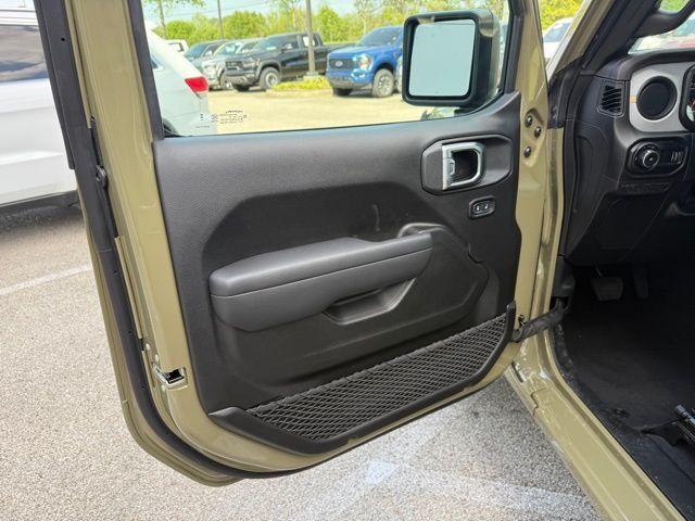 new 2025 Jeep Wrangler car, priced at $41,220