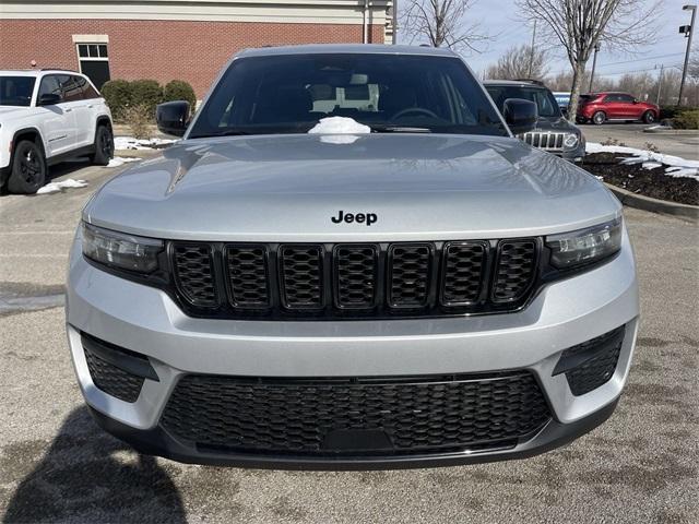 new 2024 Jeep Grand Cherokee car, priced at $39,807