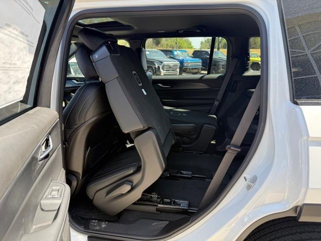 new 2025 Jeep Grand Cherokee L car, priced at $46,230
