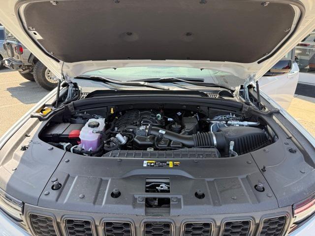 new 2025 Jeep Grand Cherokee L car, priced at $46,230
