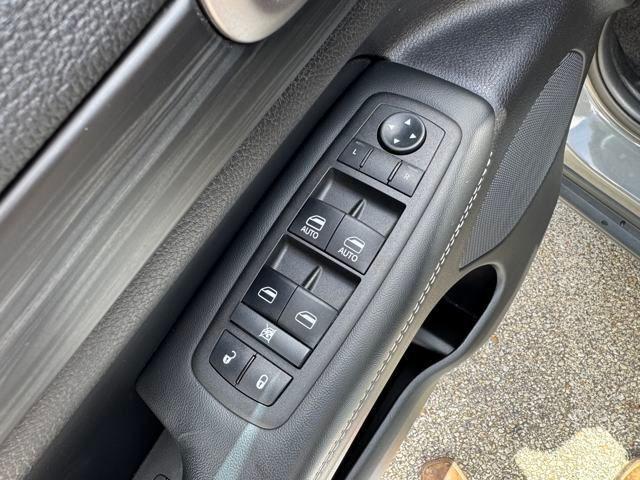 used 2021 Jeep Grand Cherokee car, priced at $24,987