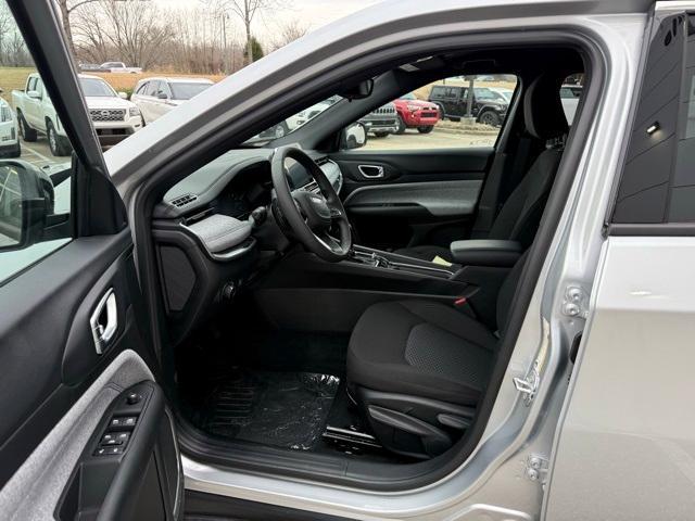 new 2025 Jeep Compass car, priced at $28,090