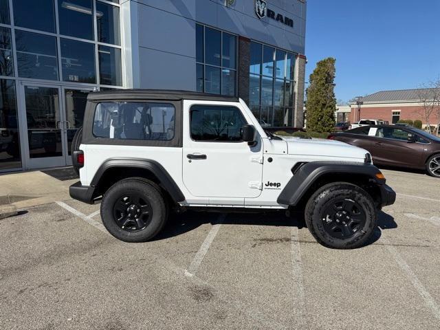 new 2025 Jeep Wrangler car, priced at $34,160