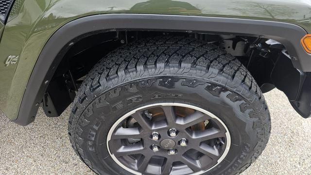 used 2023 Jeep Gladiator car, priced at $30,677