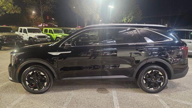 used 2024 Kia Sorento car, priced at $31,167