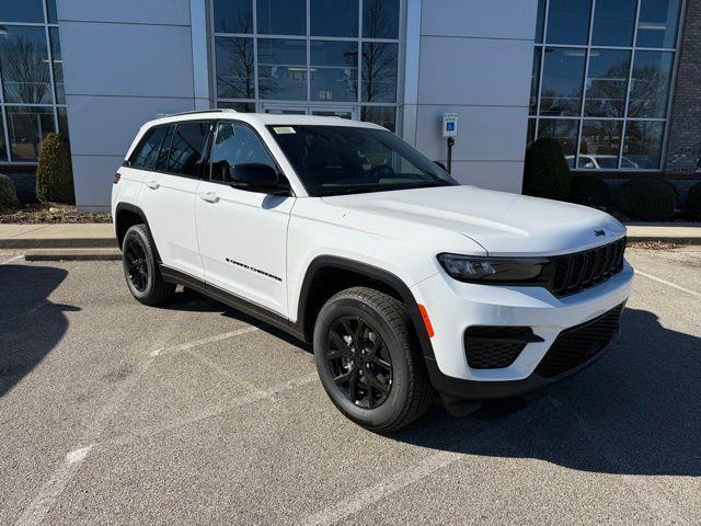 new 2025 Jeep Grand Cherokee car, priced at $37,981