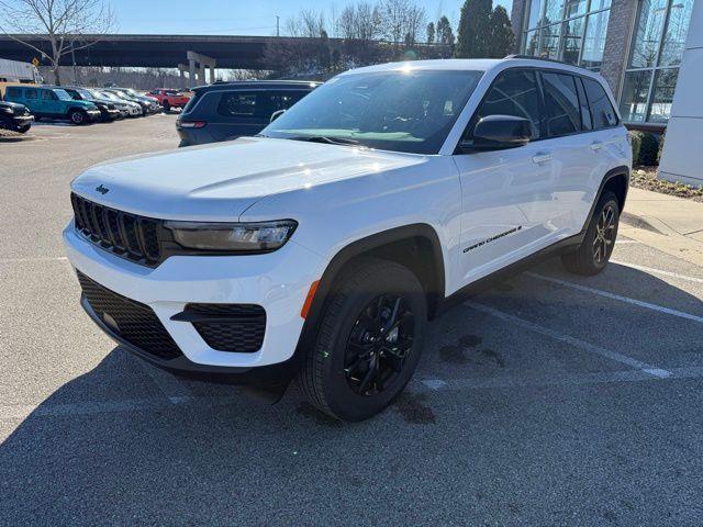 new 2025 Jeep Grand Cherokee car, priced at $37,981