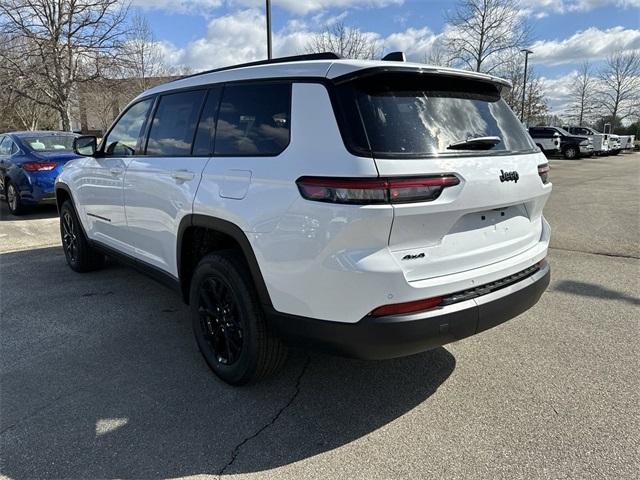 new 2024 Jeep Grand Cherokee L car, priced at $40,582