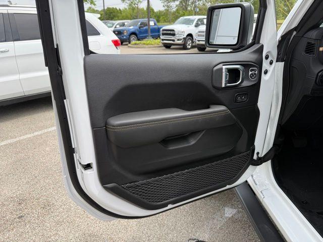 new 2025 Jeep Wrangler car, priced at $101,990