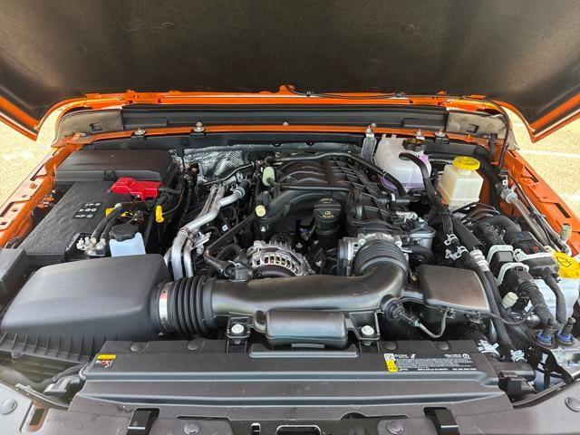 new 2025 Jeep Gladiator car, priced at $44,650