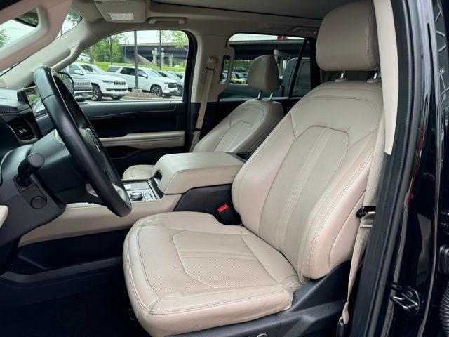 used 2023 Ford Expedition car, priced at $43,987