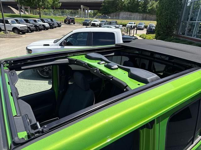 new 2025 Jeep Wrangler car, priced at $61,165