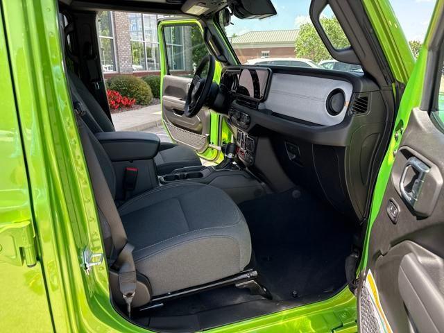 new 2025 Jeep Wrangler car, priced at $61,165