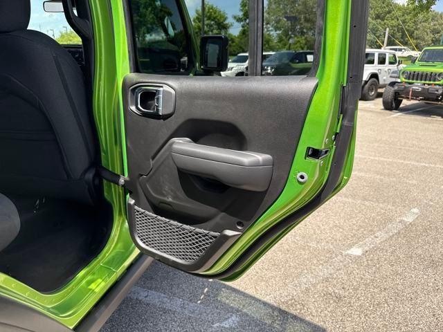 new 2025 Jeep Wrangler car, priced at $61,165