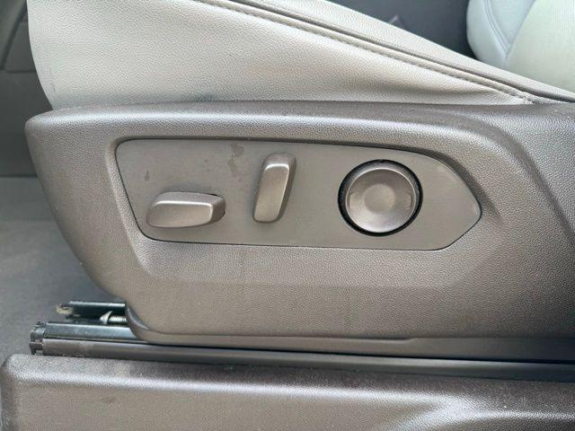 used 2023 GMC Yukon car, priced at $49,647