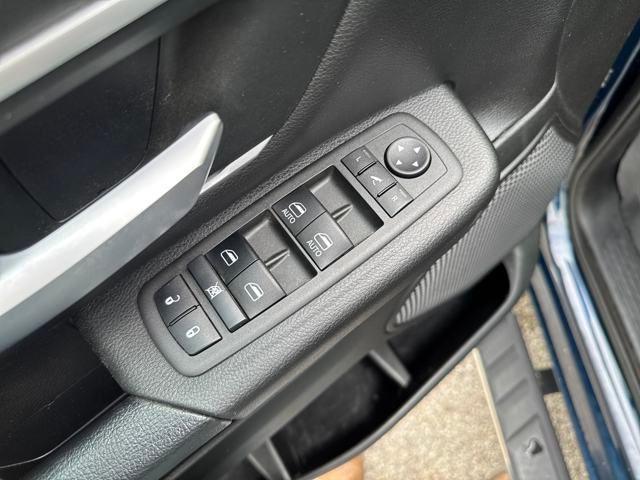 used 2022 Ram 1500 car, priced at $31,318