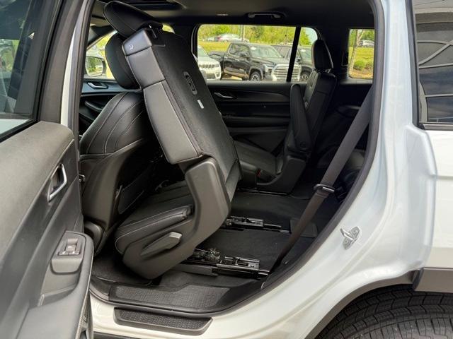 new 2025 Jeep Grand Cherokee L car, priced at $44,750