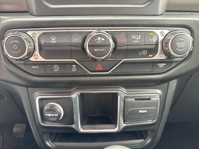 used 2022 Jeep Gladiator car, priced at $41,887