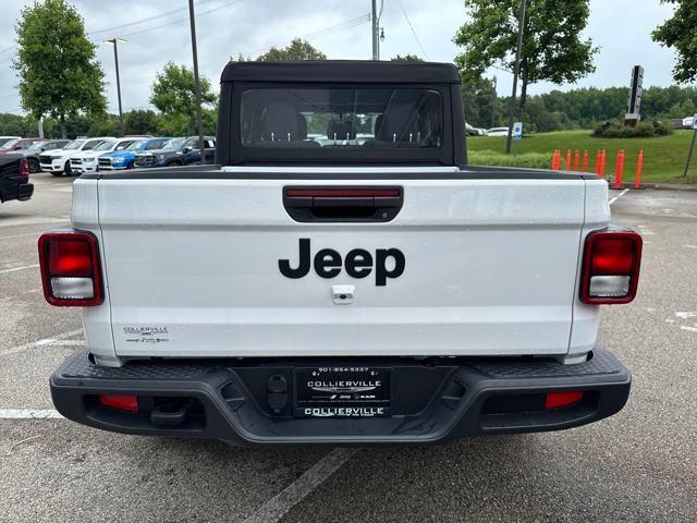 used 2022 Jeep Gladiator car, priced at $41,887