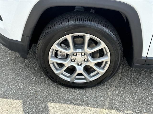 new 2024 Jeep Compass car, priced at $30,987