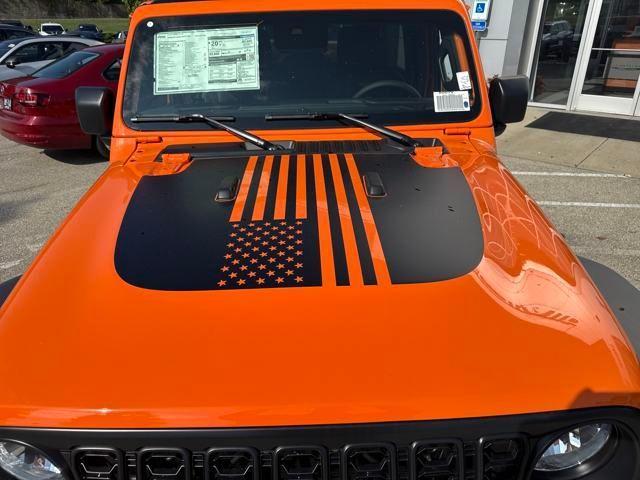 new 2025 Jeep Wrangler car, priced at $55,470