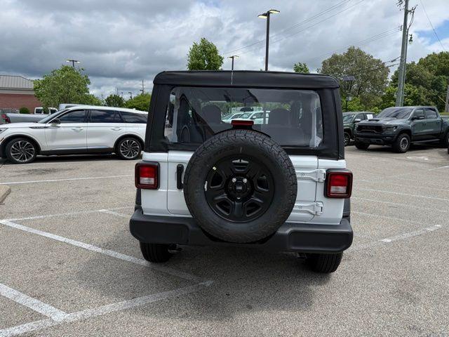 new 2025 Jeep Wrangler car, priced at $32,313