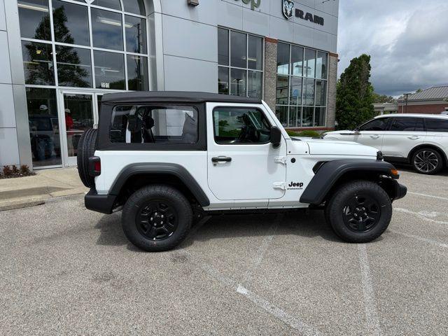 new 2025 Jeep Wrangler car, priced at $32,313