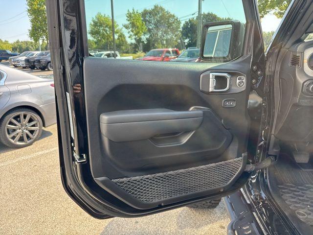 new 2025 Jeep Wrangler car, priced at $91,515