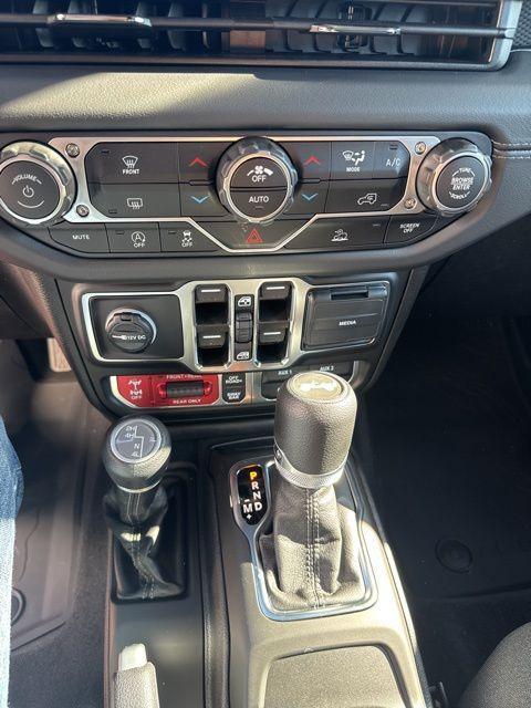 new 2025 Jeep Wrangler car, priced at $56,699