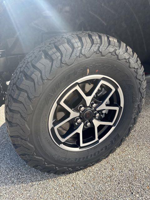 new 2025 Jeep Wrangler car, priced at $56,699