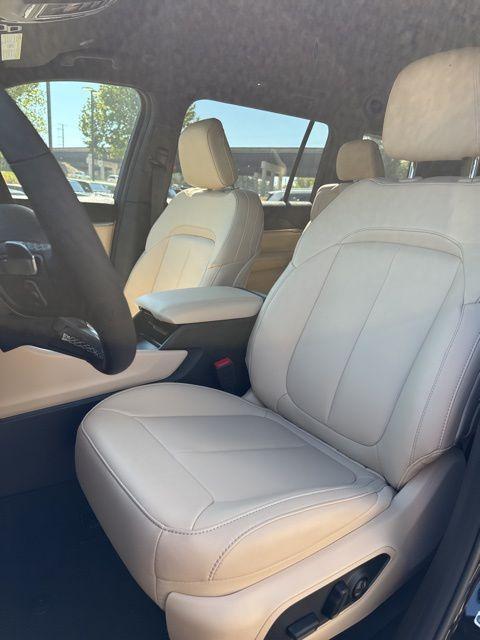 new 2025 Jeep Grand Cherokee L car, priced at $42,681