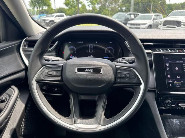 used 2023 Jeep Grand Cherokee car, priced at $27,316