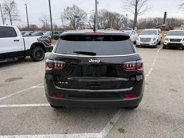 new 2025 Jeep Compass car, priced at $28,090