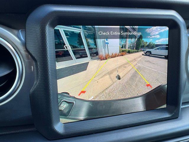 used 2023 Jeep Gladiator car, priced at $30,987