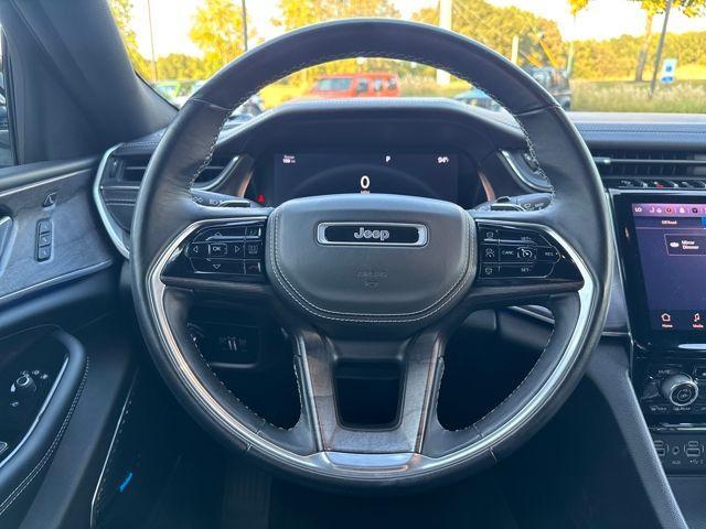 used 2022 Jeep Grand Cherokee car, priced at $35,756