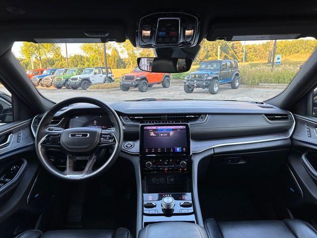 used 2022 Jeep Grand Cherokee car, priced at $35,756