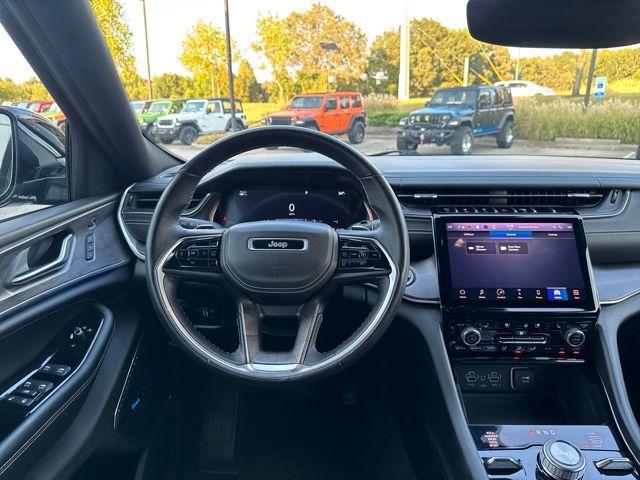 used 2022 Jeep Grand Cherokee car, priced at $35,756