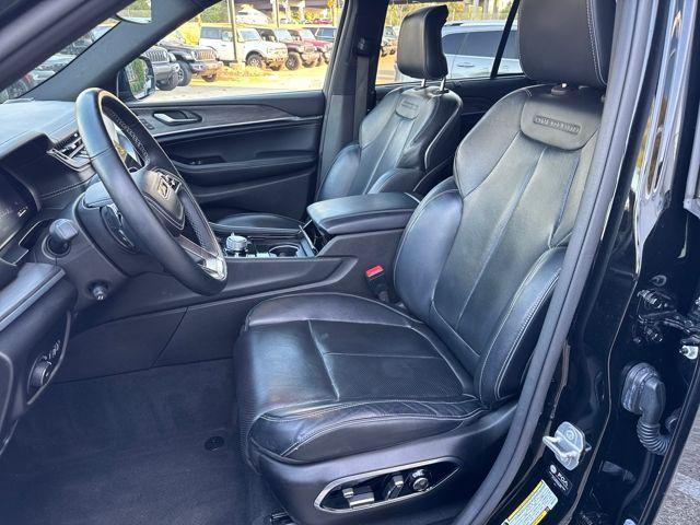 used 2022 Jeep Grand Cherokee car, priced at $35,756