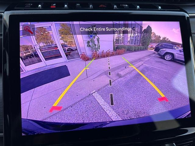 used 2022 Jeep Grand Cherokee car, priced at $35,756