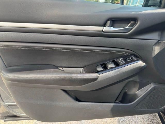 used 2023 Nissan Altima car, priced at $20,987