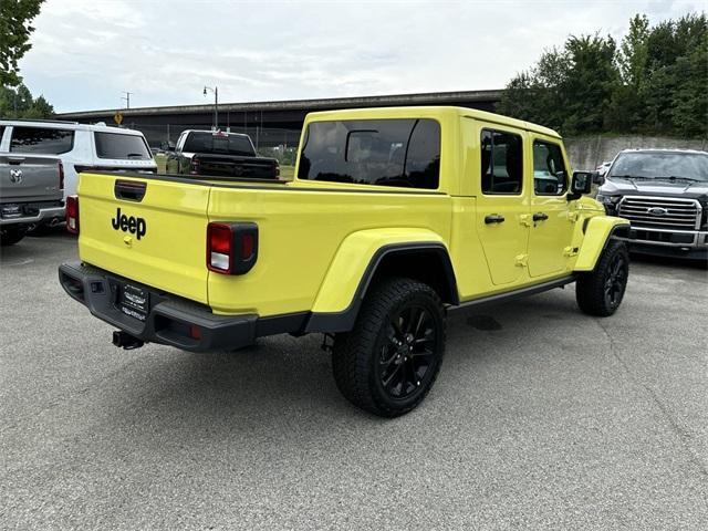 new 2024 Jeep Gladiator car, priced at $37,979