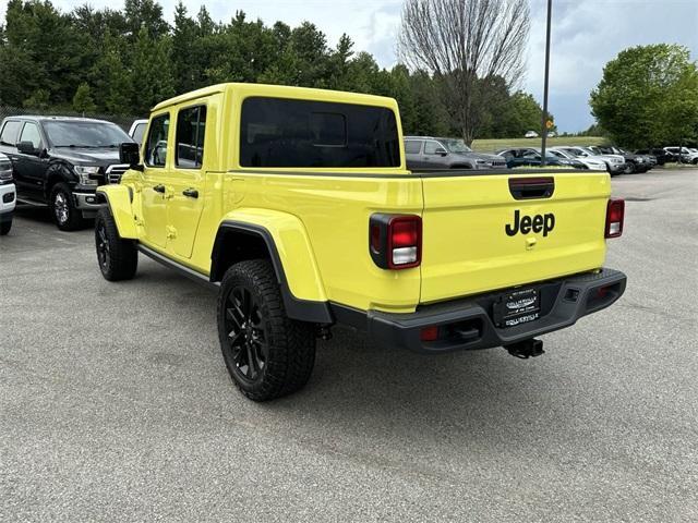 new 2024 Jeep Gladiator car, priced at $37,979