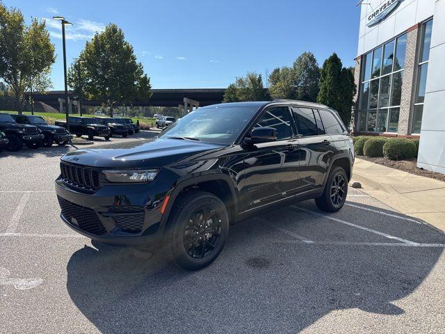 new 2025 Jeep Grand Cherokee car, priced at $42,772