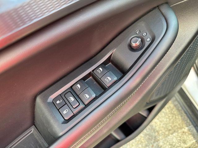 used 2024 Jeep Grand Cherokee car, priced at $33,987